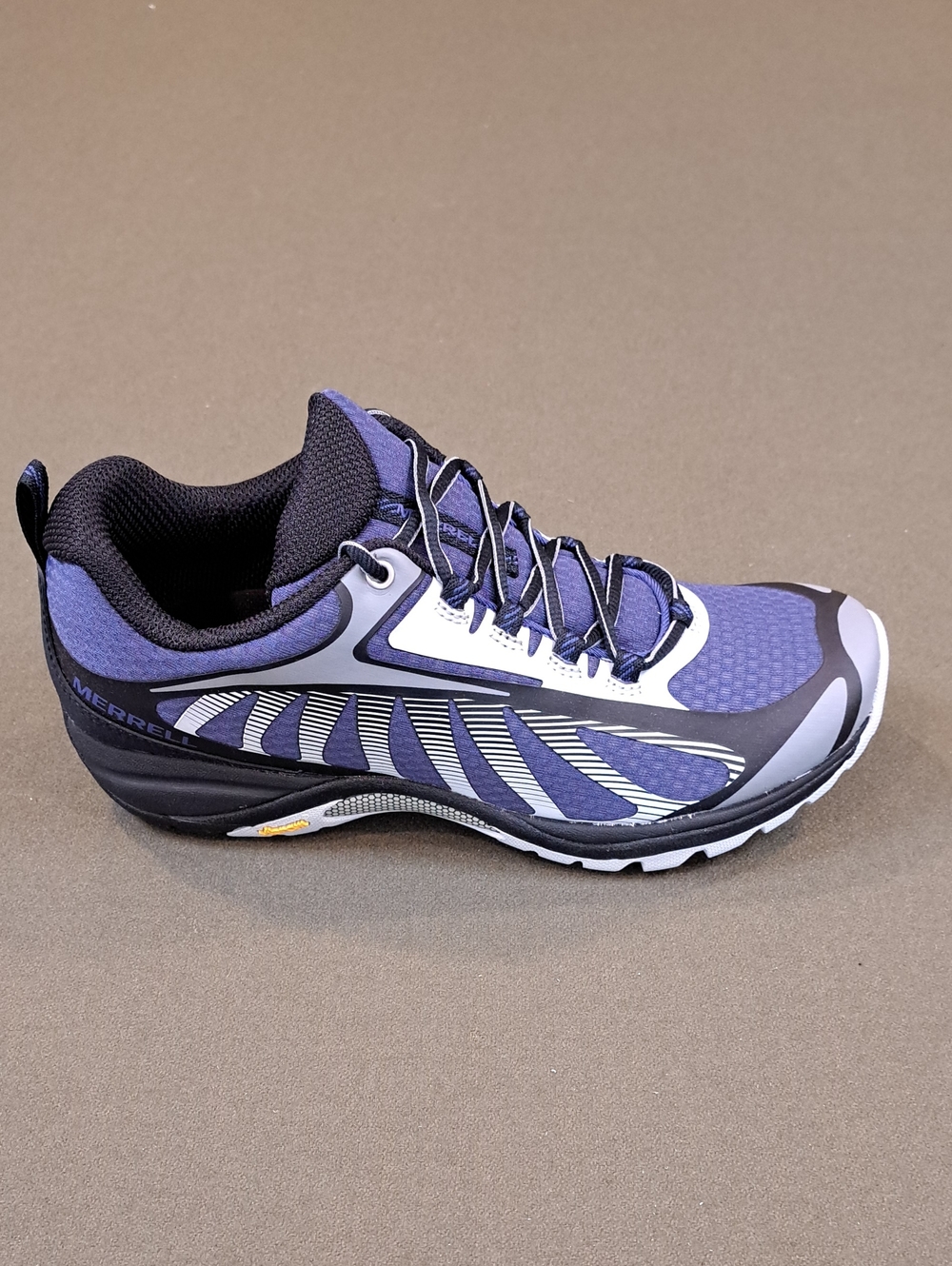 Merrell Women's Siren Edge 3 - Color: Black/Shadow - Size: 8